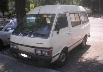 Wyciągarka Nissan Vanette I